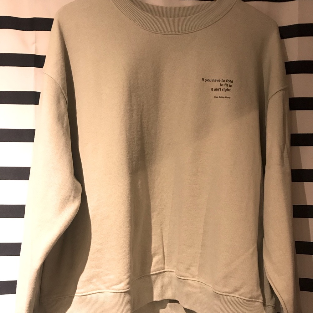 HM sweatshirt